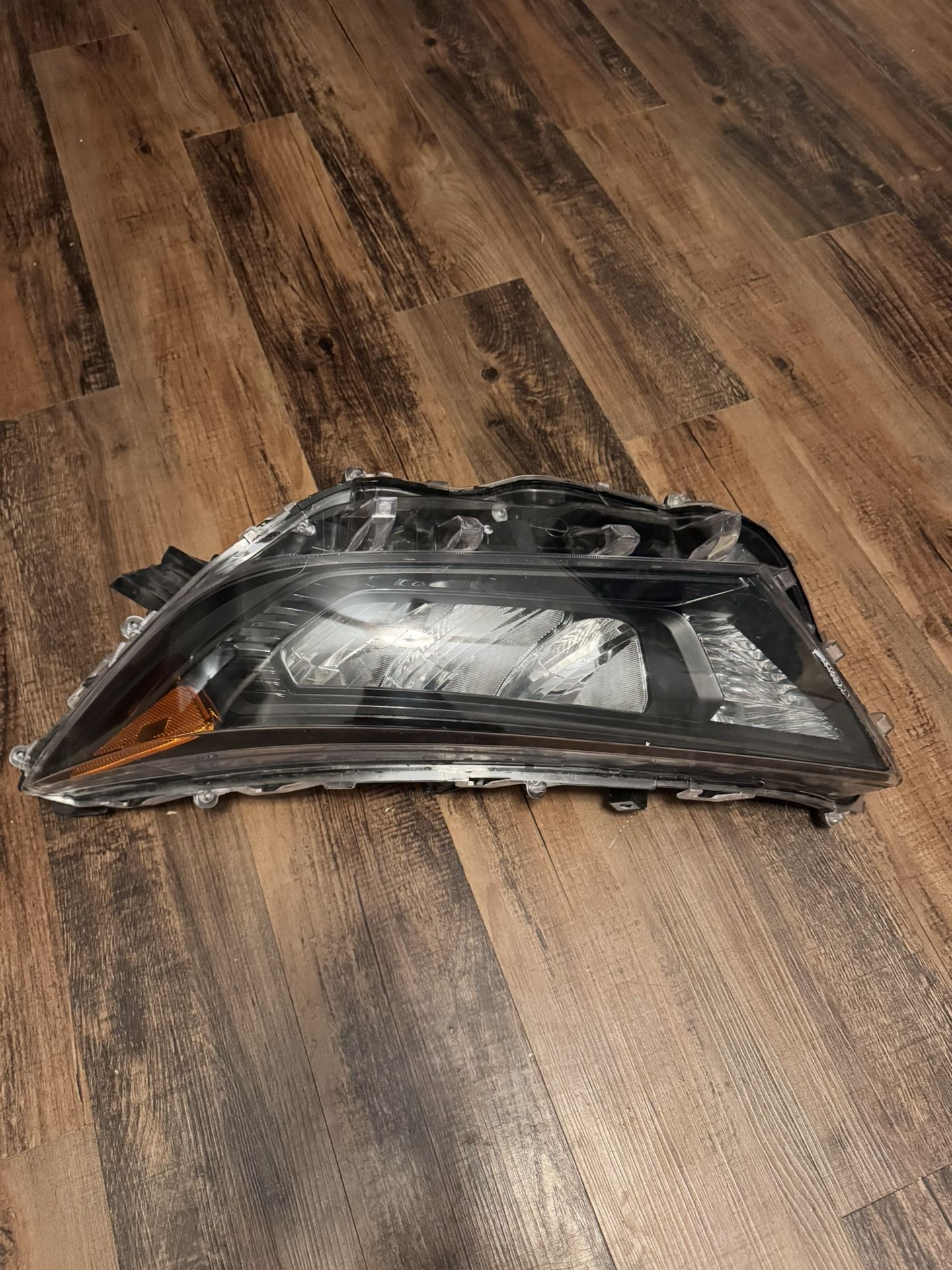 2019 Toyota Rav4 OEM Driver Left Side Side Headlight