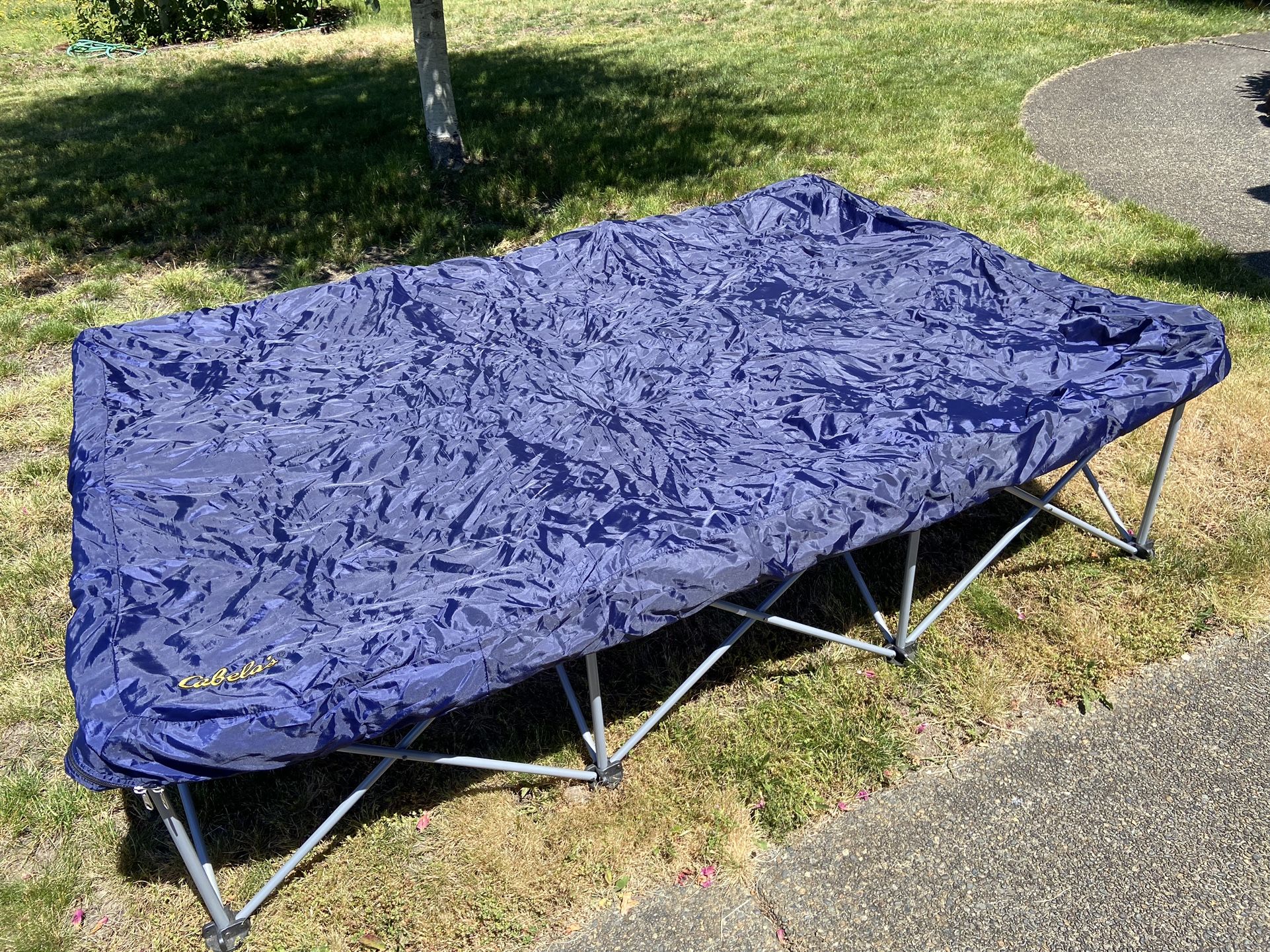 cabelas 折りたたみベッド Cabela's Folding Bed Frame for Sale in Orting, WA - OfferUp