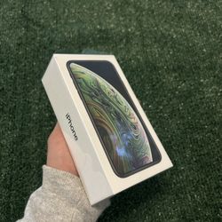 Brand New iPhone XS
