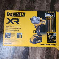 Kit dewalt impact 1900 lbs Torque