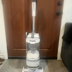 Shark Lift Away Vacuum 