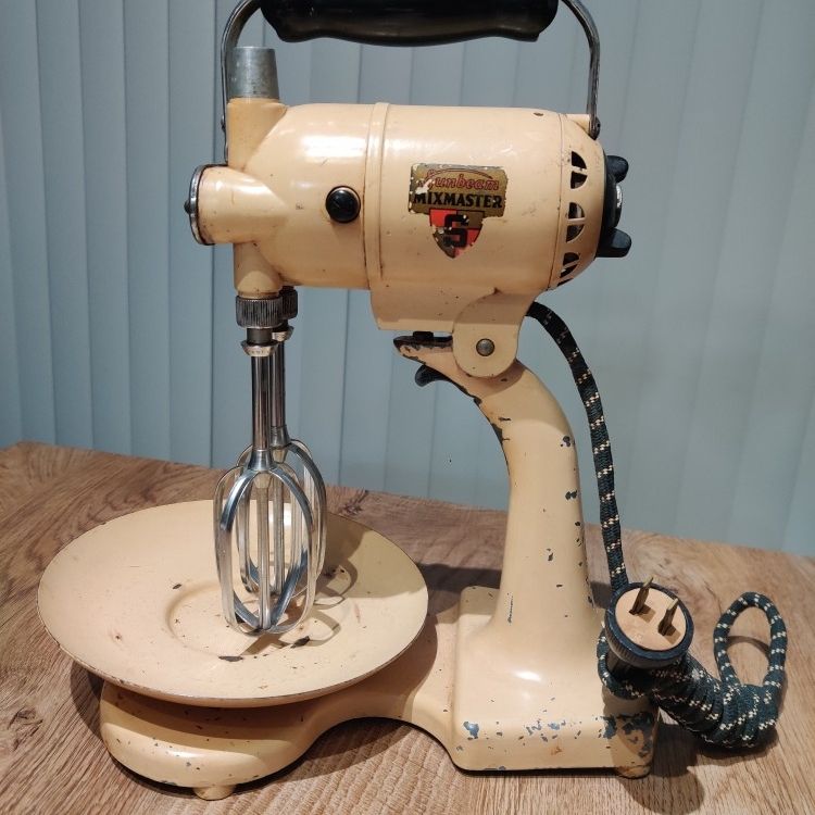 Vintage 1930's Sunbeam Mixmaster Stand Mixer Model 5B 10-Speed for