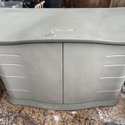 Rubbermaid Horizontal Storage Shed