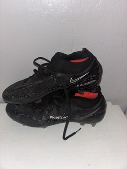 nike soccer cleats