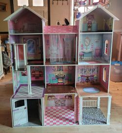 Barbie House