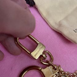 Authentic Louis Vuitton Keychain Wallet for Sale in Scottsdale, AZ - OfferUp