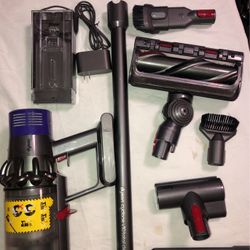Dyson Cyclone V10 Total Clean +cord Free Stick Vacuum Cleaner 