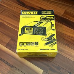 DEWALT 1000-Watt Portable Car Power Inverter with Triple USB Ports