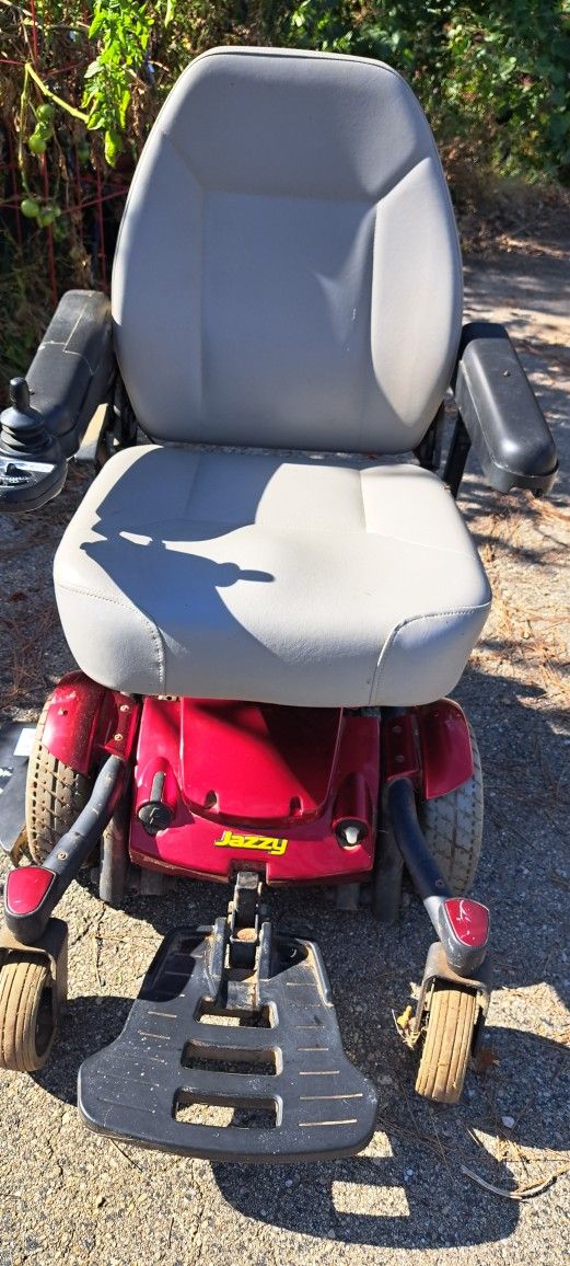 Jazzy Riding Wheelchair