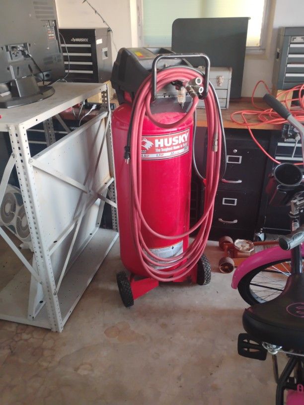 Husky 32 Gallon Air Compressor