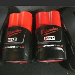 2 New Genuine Milwaukee 48-11-2401 Batteries 12 Volt 12V M12 Red Lithium Ion New