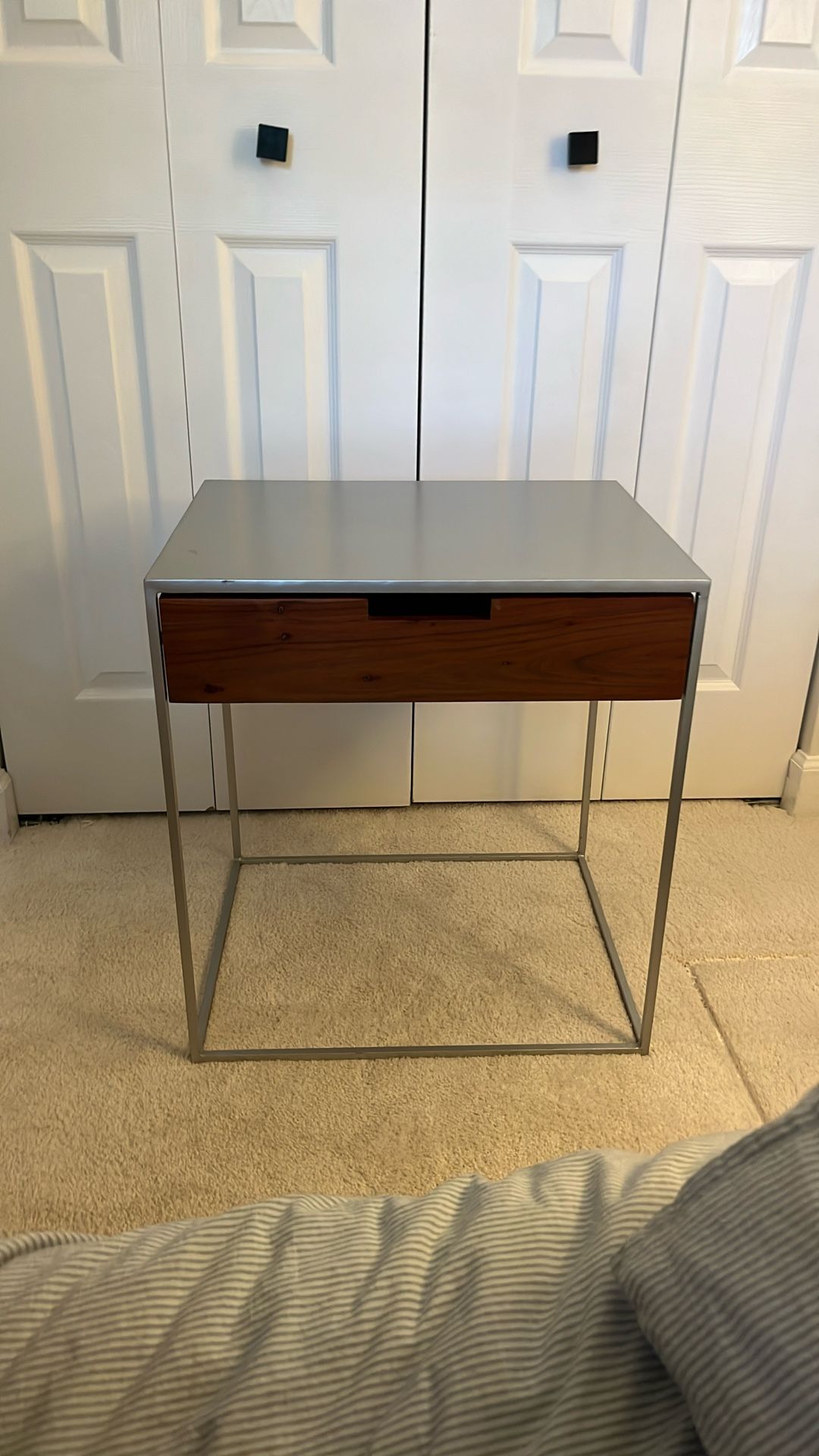 Night Stand/End Tables