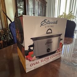5QT Oval Slow Cooker By Eternal Living