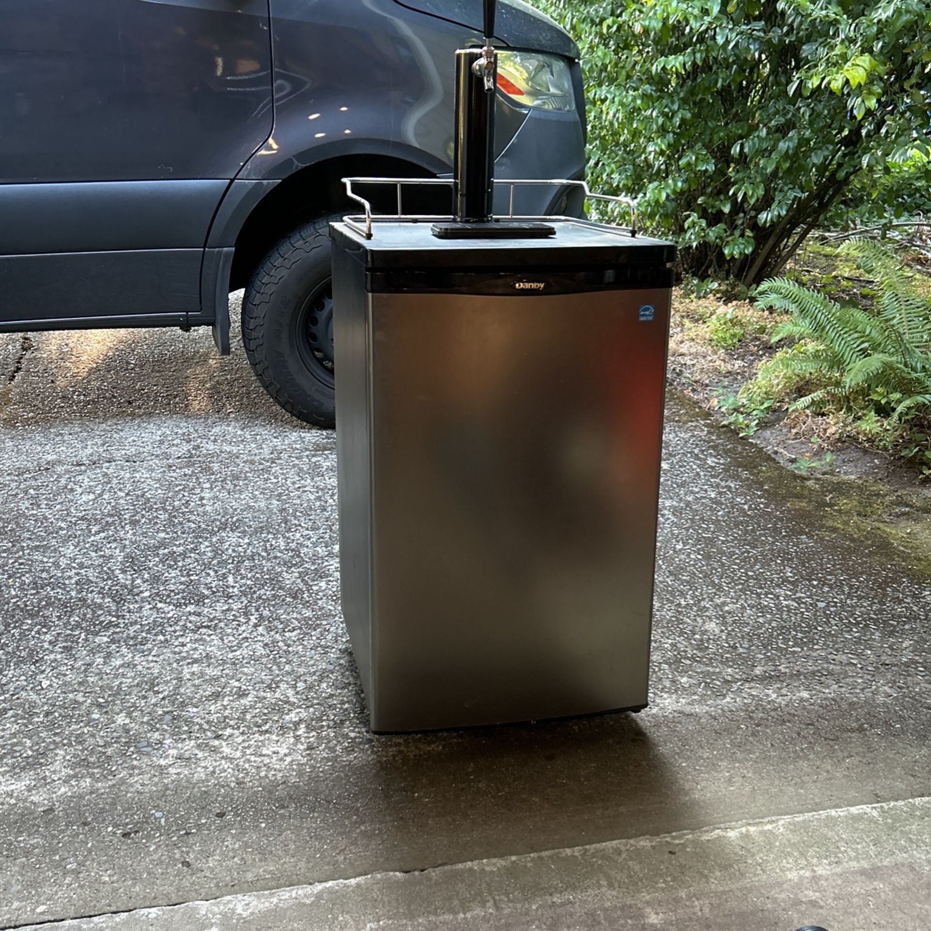 Danby Kegerator