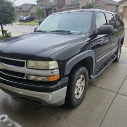 2005 Chevy SURBURBAN 