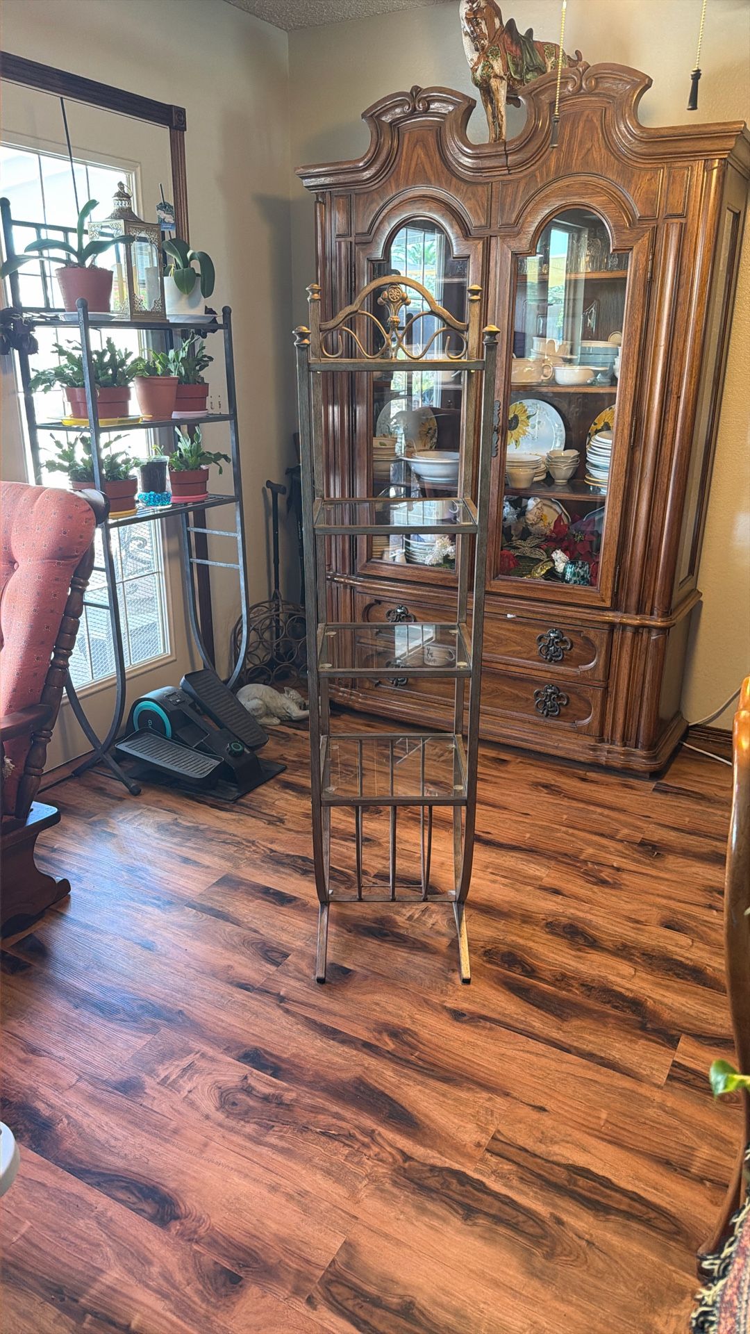 Pretty Metal And Glass Stand