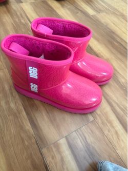 UGG’s (Hot Pink)