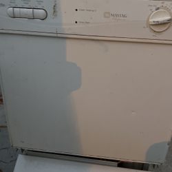 Maytag Dishwasher  White