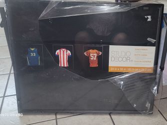 Shadow Box
