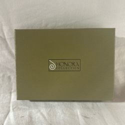 Honora silk Zippered jewelry pouch, coin purse Travel Dust Bag Keepsake