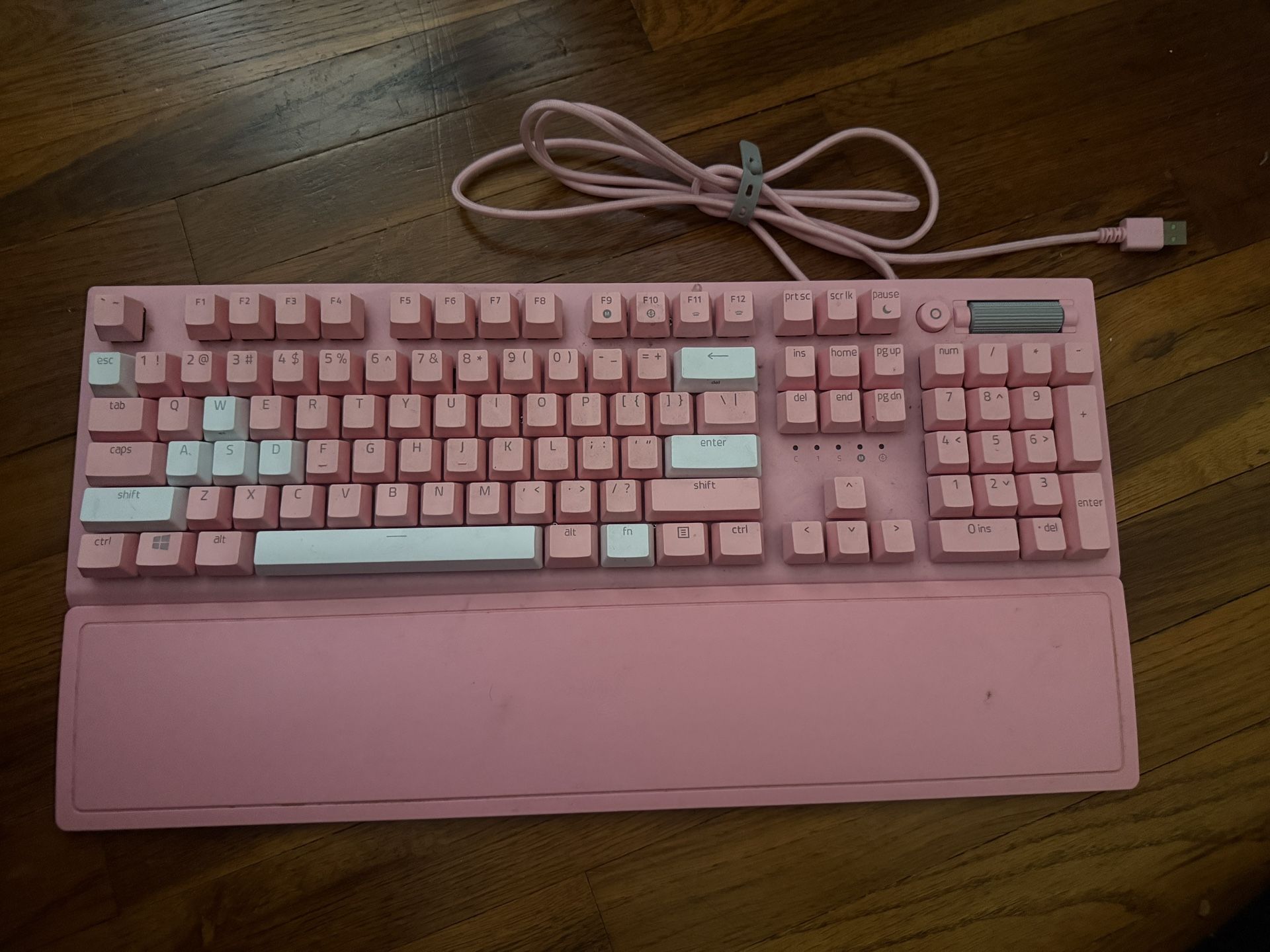 pink razer keyboard