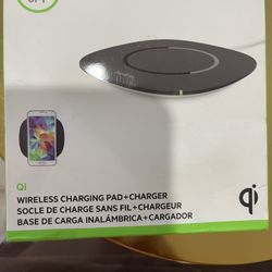 Belkin Qi Wireless Charging Pad Plus Charger