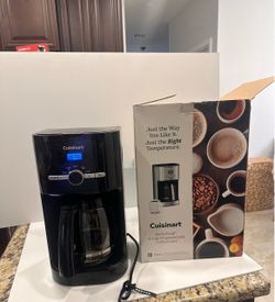 Cuisinart PerfecTemp 14-Cup Programmable Coffeemaker