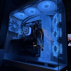 Custom 4k Gaming Creator Computer Build