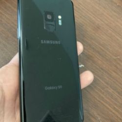 Samsung Galaxy S9 , Factory Unlocked, Excellent Condition Like New