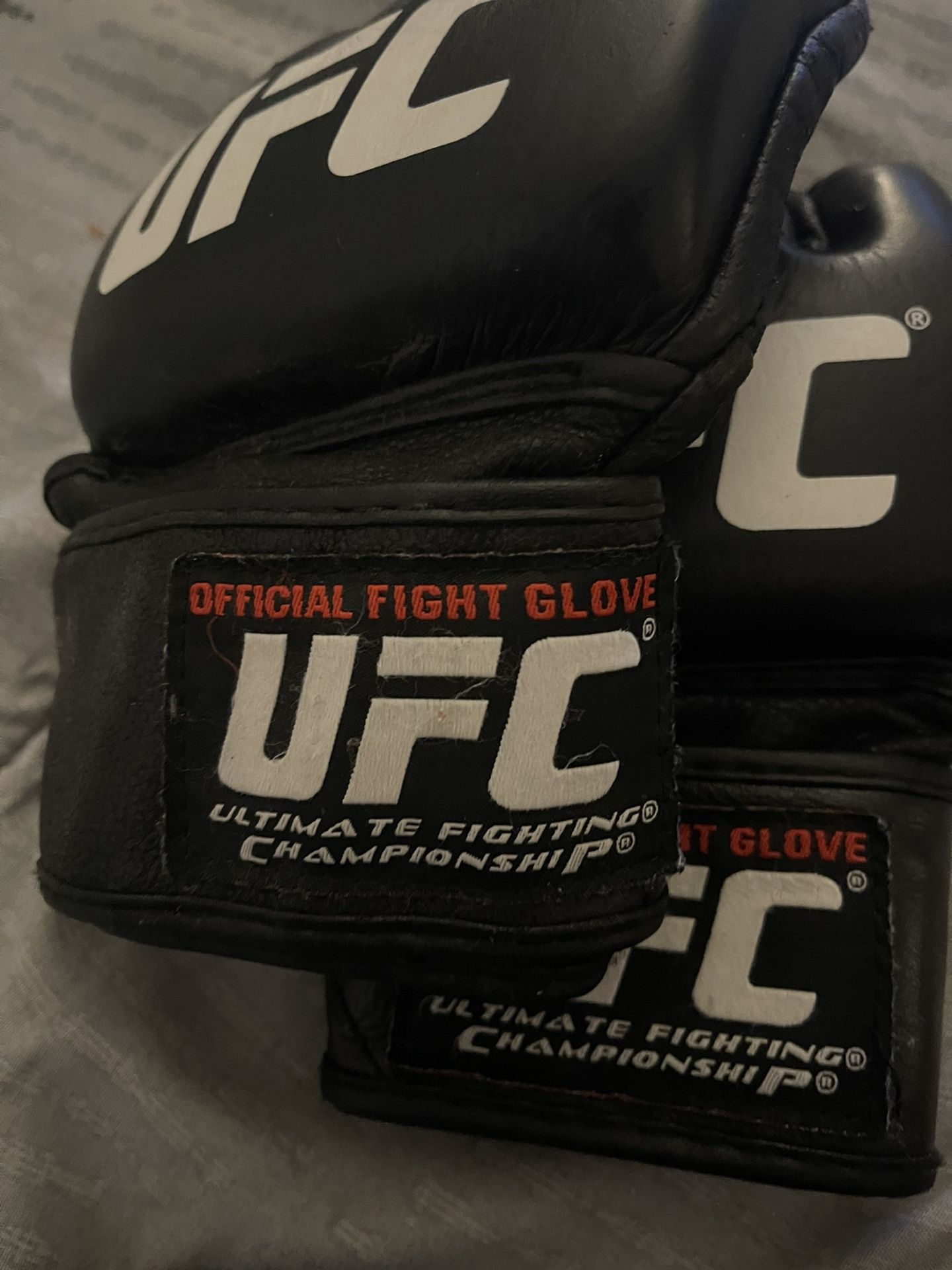 UFC Gloves