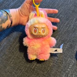 Labubu Big into Energy 