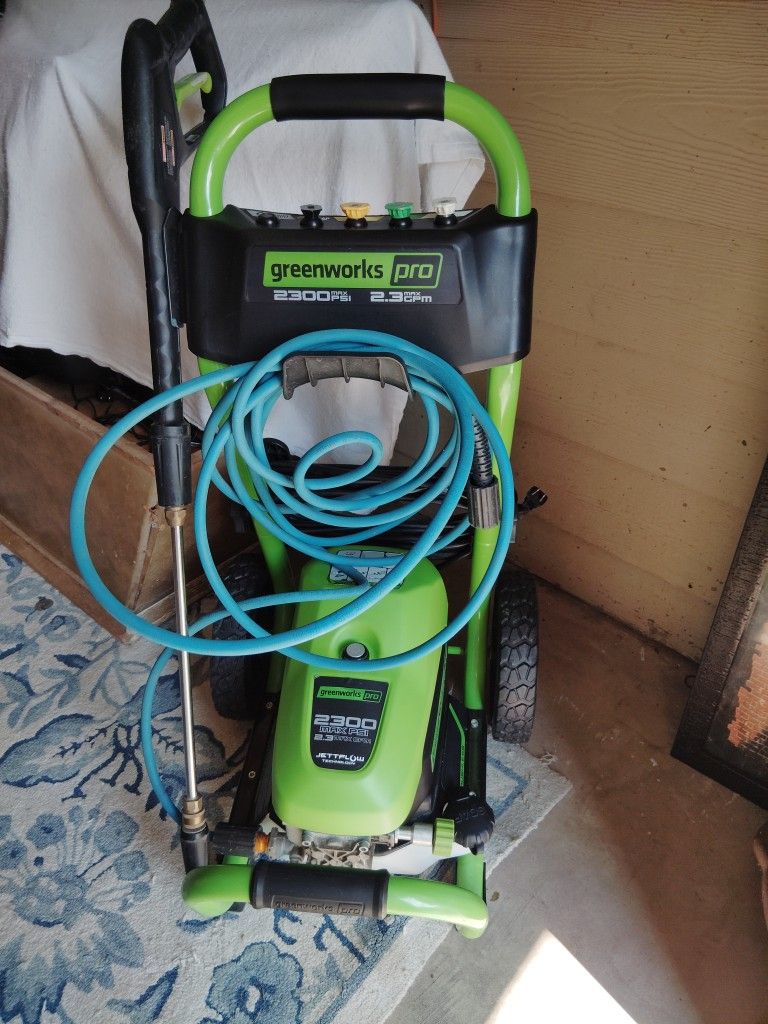 Greenworks Pressure Washer 2300 Psi