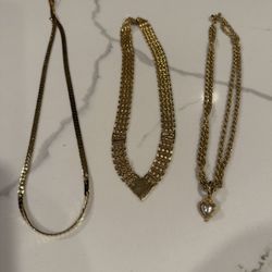 Costume Jewelry (3 Items)