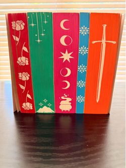 Sprayed Edged Acotar box set