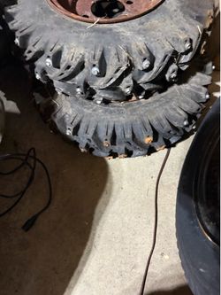 Studded tires 4 lug