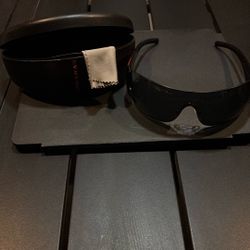 Prada Sunglasses Like New 