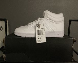 Adidas Hoops 4.0 Size 3.5 