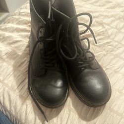 Dr. Marten boots Kids