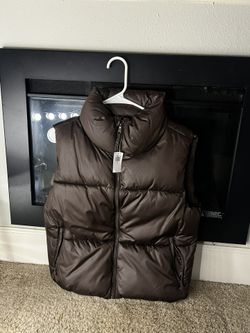 Women’s Puffer Vest
