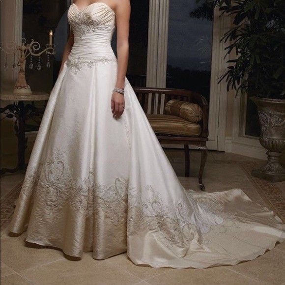 sachin and babi light blue dress Ivory Tulle Champagne Lace Long Cathedral Wedding Bridal Veil