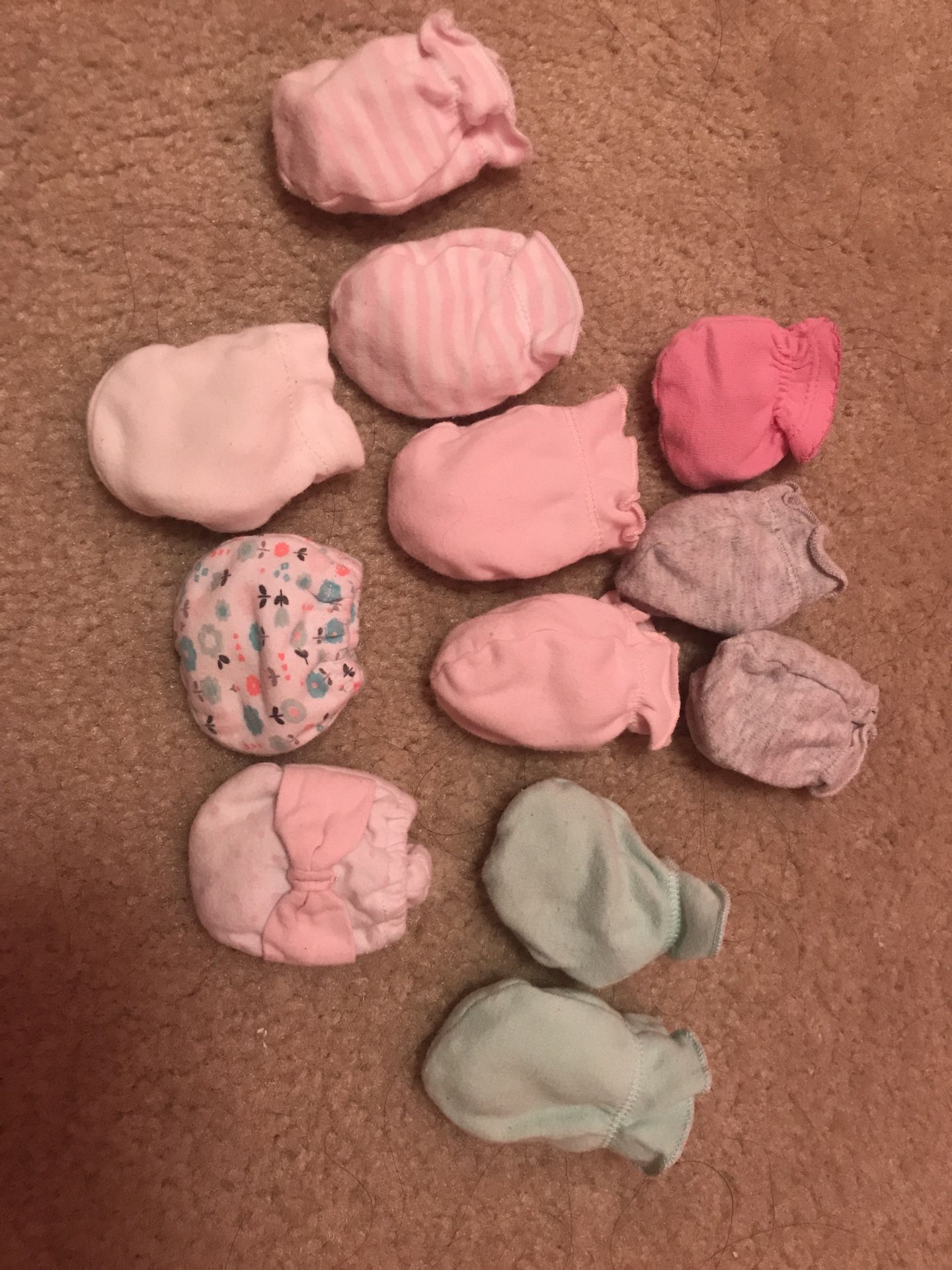 0-3 month baby girl mitten and unicorn shoes