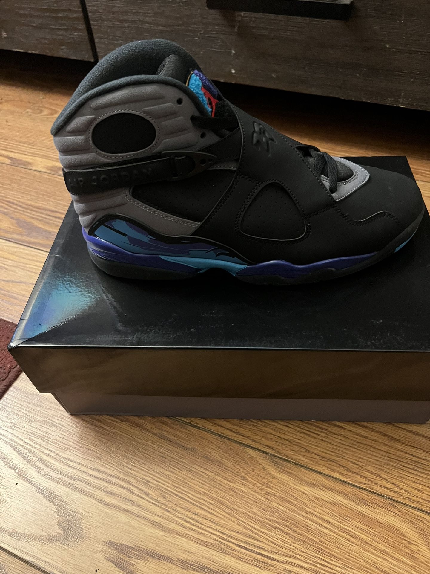 Jordan 8s
