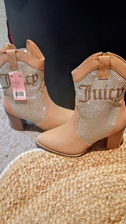 Brand new short boots