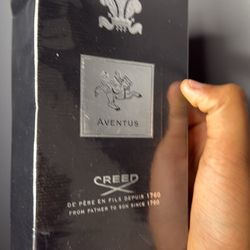 Creed Aventus 
