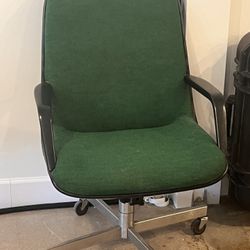 Awesome Vintage Green Office Chair