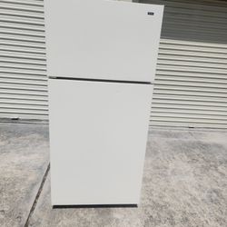Hotpoint Cream Refrigerator 
