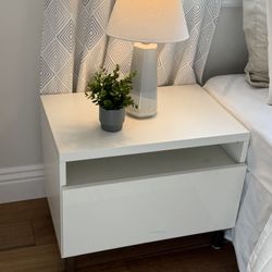 2 Nightstands Or End Tables Sold Separate 
