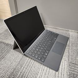 Microsoft Surface Pro 7 + Keyboard