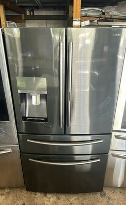 Samsung 4-Door Refrigerator (French Door Fridge with Drawer Freezer) - Water Dispenser LED Lighting