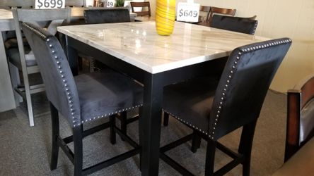 Brand new 42"×42"×36"H pub high white faux marble + 4 black velvet chairs